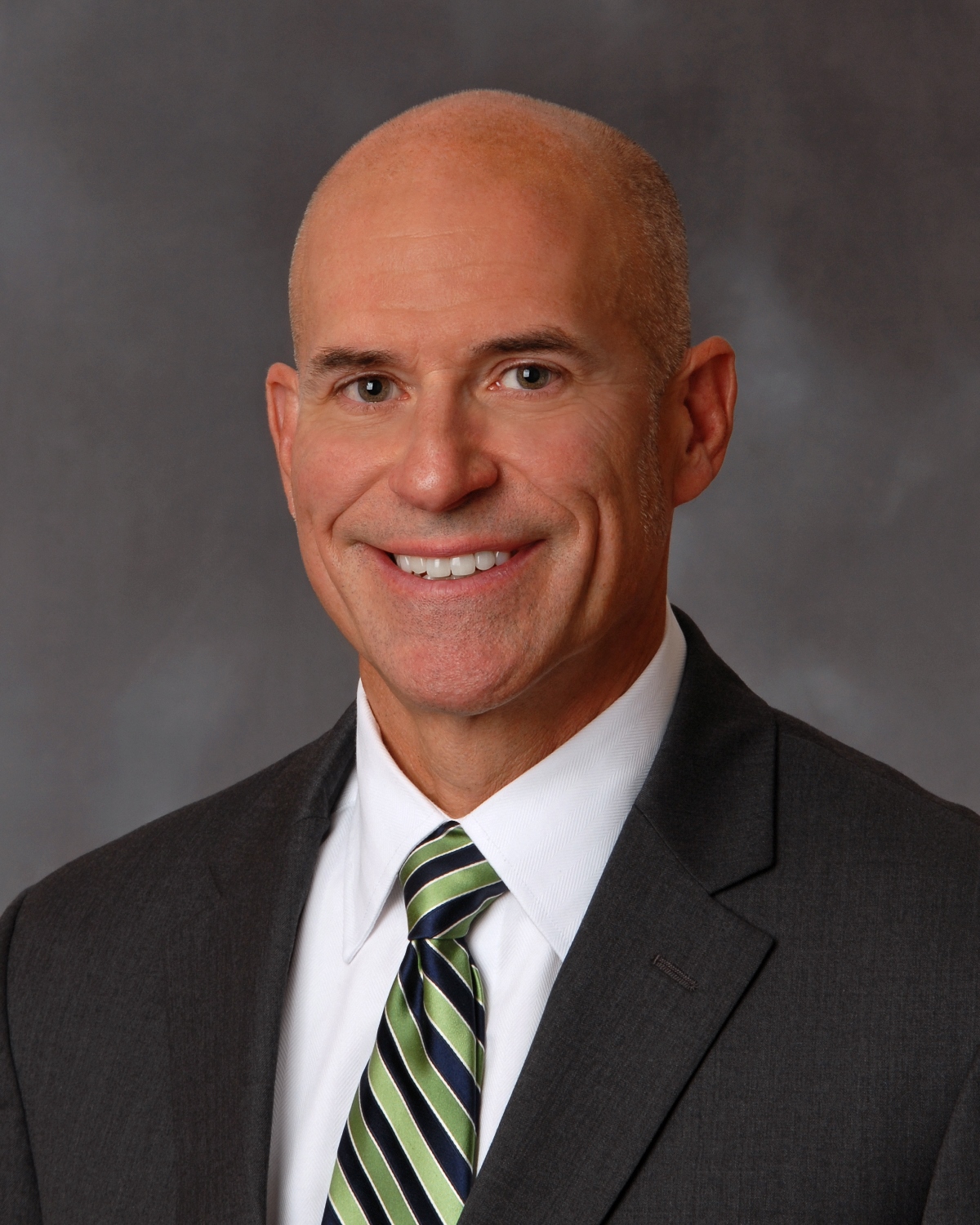 Bob Davis Joins Commercial Lending Team